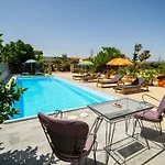 Fotis Studios Apartments