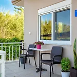 Grekodes Kera, Seafront Villa