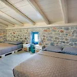 Elemani Villas