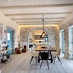 Elemani Villas