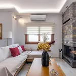 Luxury Four Season Villa By The Sea
