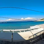 Ένα Παράθυρο Στο Αιγαίο.