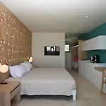 Blue Sky Hotel Apartments