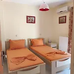 Helidonia Villas