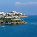 Litsa Mare Apartments