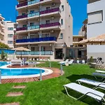 Leonidas Hotel & Apartments