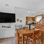 Sea View Villa Manolis With Private Pool Near The Beach