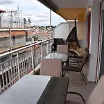 Anna Sea View Apartment