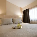 Elia Luxury Apartments