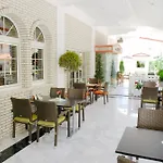 Hotel Strass