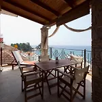 Petros Penthouse