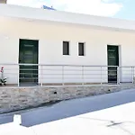 Green View Apartments