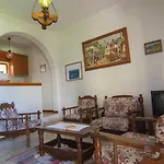 Eritha Apartments & Studios
