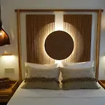 L A Boutique Suites With Private Hot Tub
