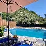 Dimarion Villas