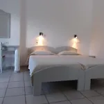 Hotel Manos