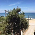 Raj Beach Front Apartment