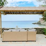 Beachfront Bungalow In The Area Of Kampi, Near Koundouros