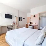 Magoo Suites