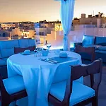 Ma President Suite, Demani President Suites