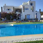 Pleiades Paros Family Apartments