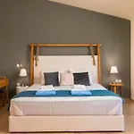 Villa Serenity - With Private Heated Pool