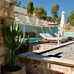 Theologos Houses