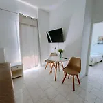 Eva Ivoni Apartments