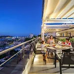 Macaris Suites & Spa