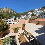 Manolis Maria Flitzani Studios