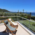 Toroneos Sea Side Villa