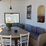 Vgena\'S House In Dio Choria