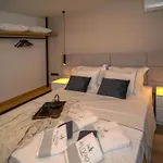 Alivio Lux Residences