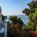 Grand Bleu Apartments & Villas