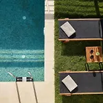 Theasea Stylish Residences