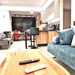 Zenozy Luxury Apartments
