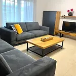 Onar Luxury Apartment