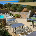 Roots Suites In Crete