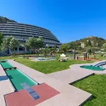 Olympic Palace Hotel