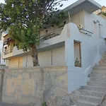 Carob Tree Apartment