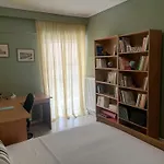 Το Σπίτι Του Στράτου Στη Θεσσαλονίκη- Stratos\' Apartment In Thessaloniki