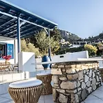 Giannis & Maria Sunset House