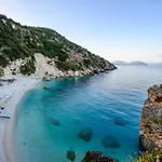 Elisso Hotel