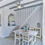 Apleton Villas Paros