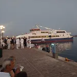 La Mer Villa - Entire Cottage