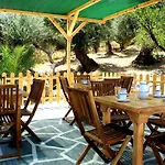 Village Villa Marika Drapanias