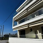 White Pearl Apartments