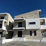 White Pearl Apartments