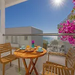 Haraki Mare Studios Beach Front