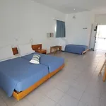 Pefkos Crystal Bay Studios And Apartments